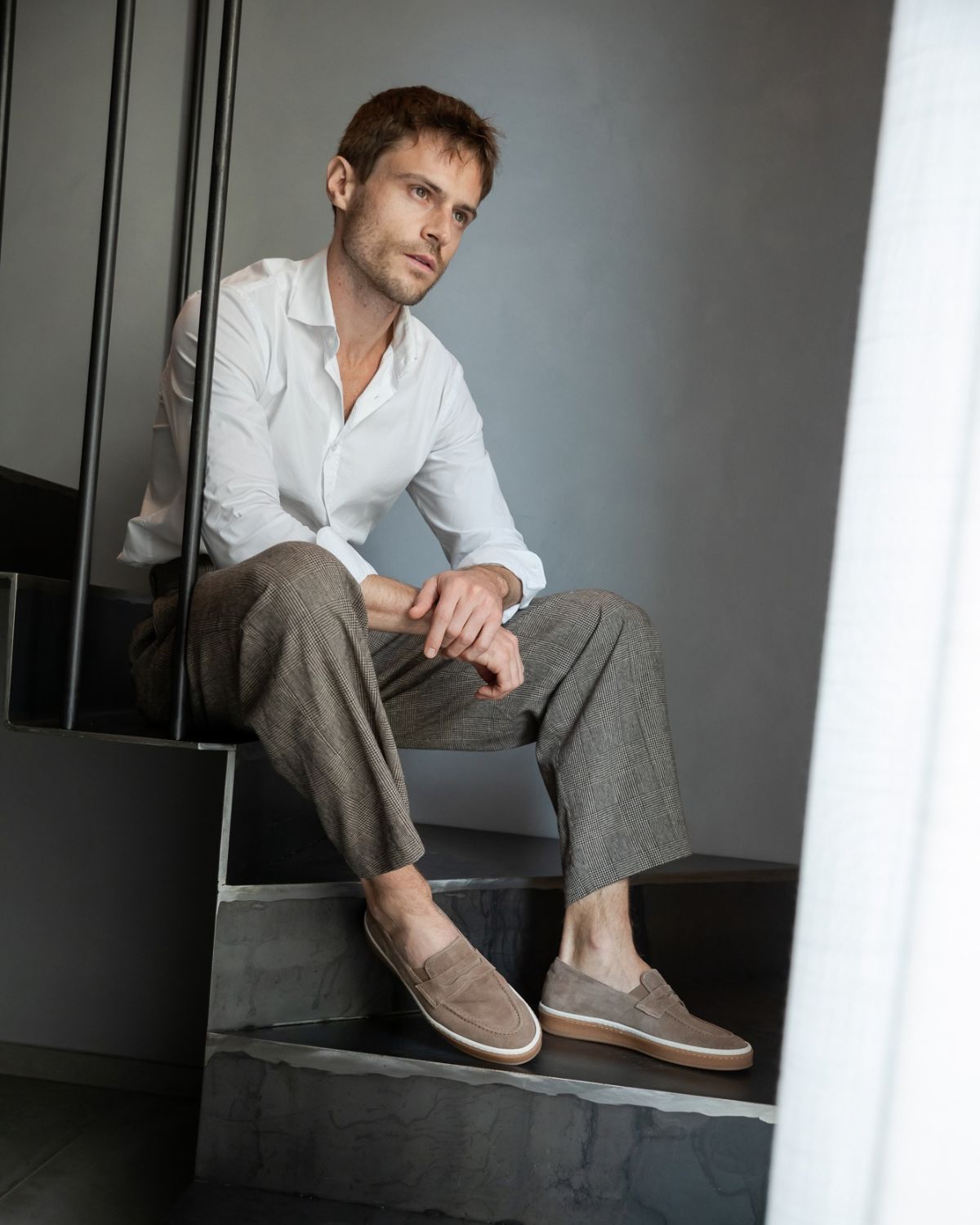 SANTIAGO - Suede loafer - Sand
